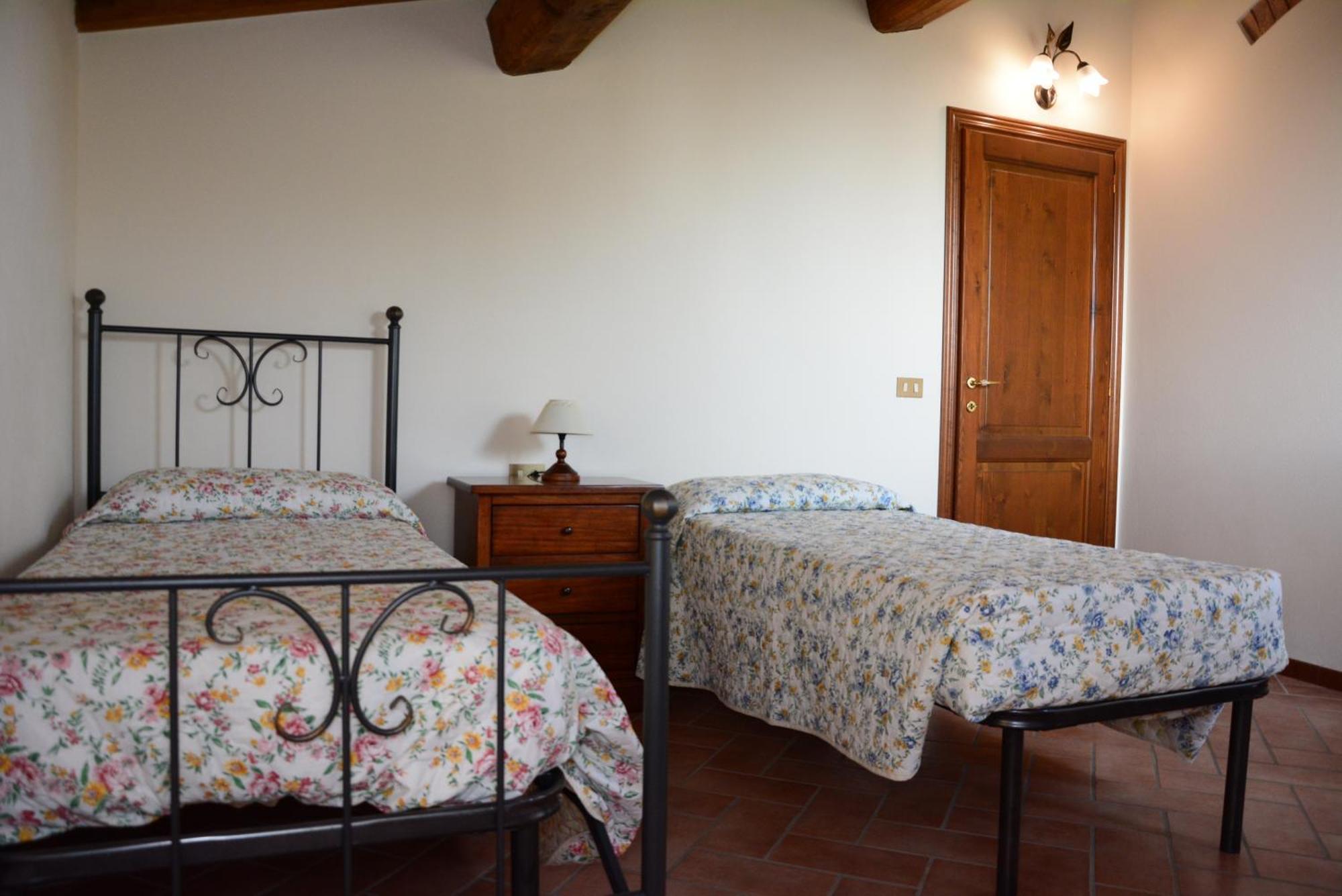 Agriturismo Podere Casalone Limite Exteriér fotografie