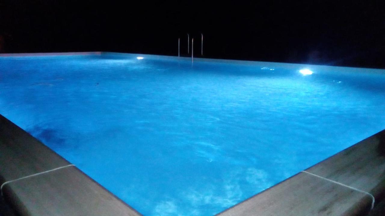 Agriturismo Podere Casalone Limite Exteriér fotografie